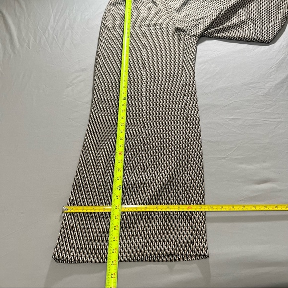 Chico's Brown Elastic Waist Wide Leg Pants pull over Geometric Print design 2Reg - Picture 12 of 13